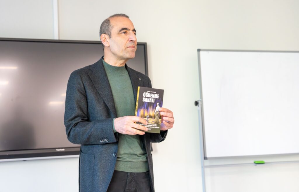 TÜBİSAD Bilişim Sanayicileri Derneği Yönetim Kurulu Başkanı Mehmet Ali Tombalak’ı Üniversitemizde Ağırladık